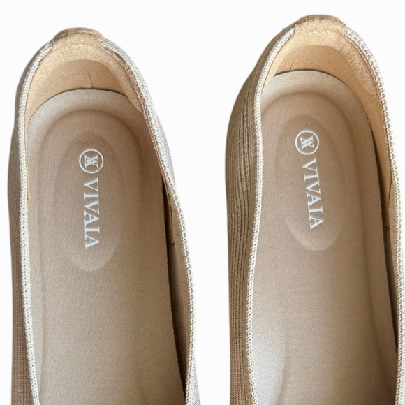 Vivaia Square-Toe V-Cut Flats (Margot 2.0) in Almond Sz 10.5 - Picture 6 of 8